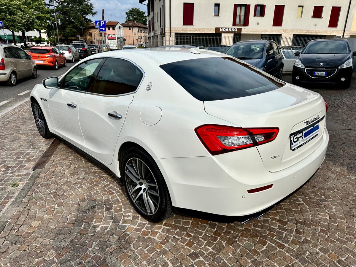 Maserati Ghibli Ghibli V6 Diesel (4)