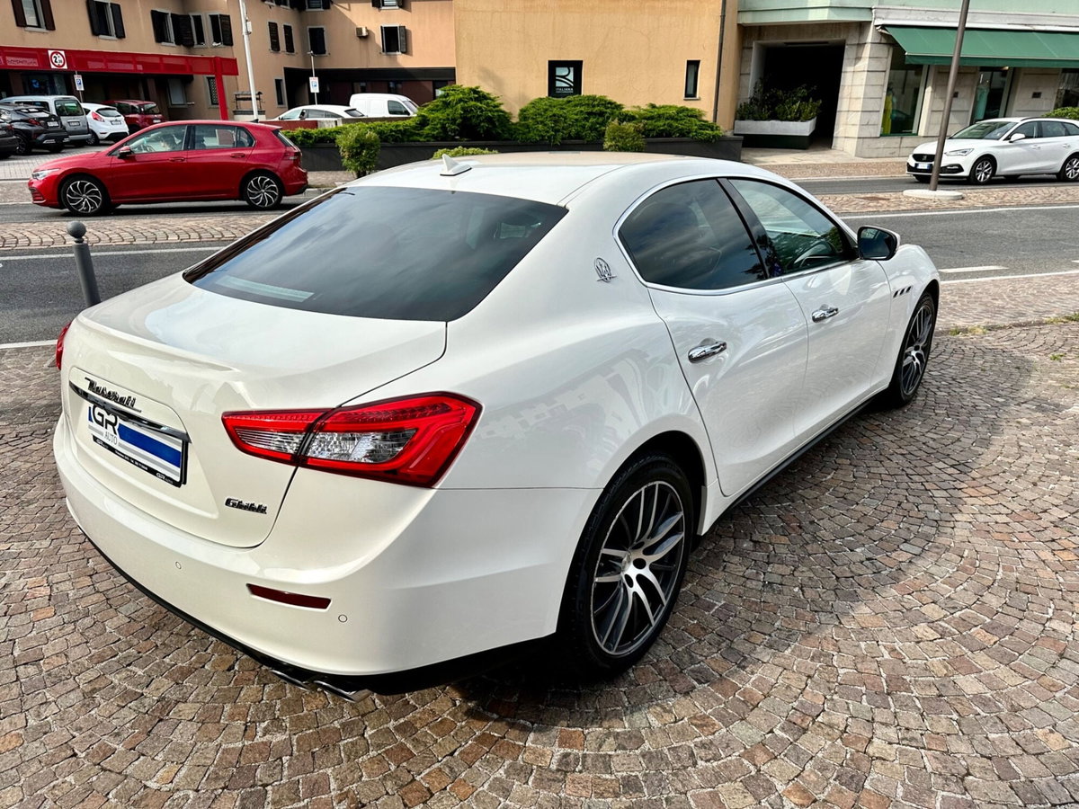 Maserati Ghibli Ghibli V6 Diesel (6)