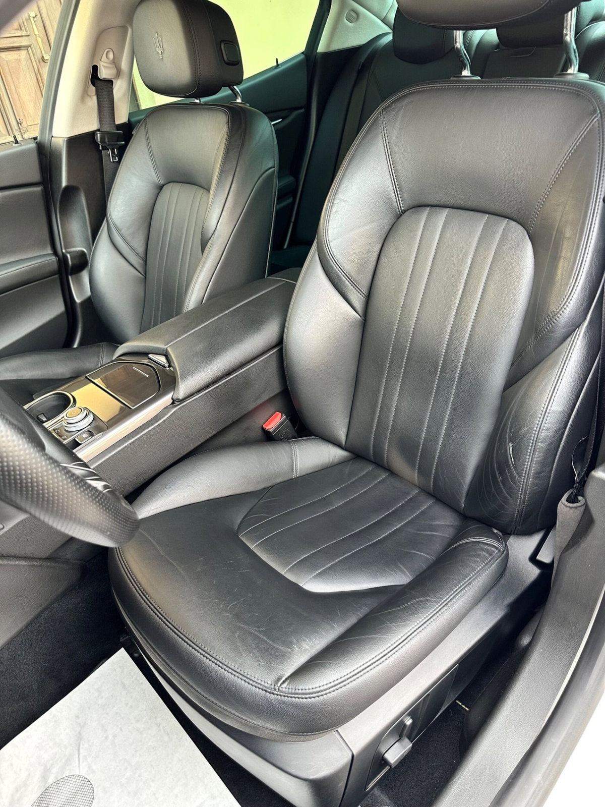 Maserati Ghibli Ghibli V6 Diesel (8)