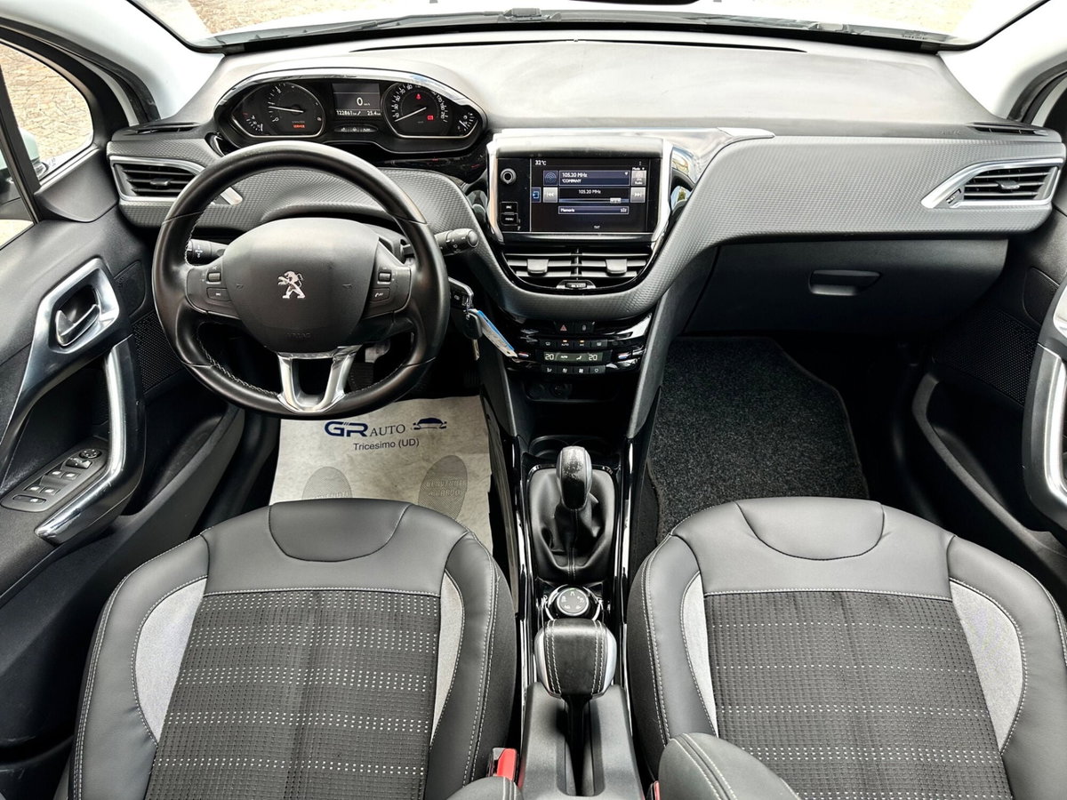 Peugeot 2008 100 Allure (11)