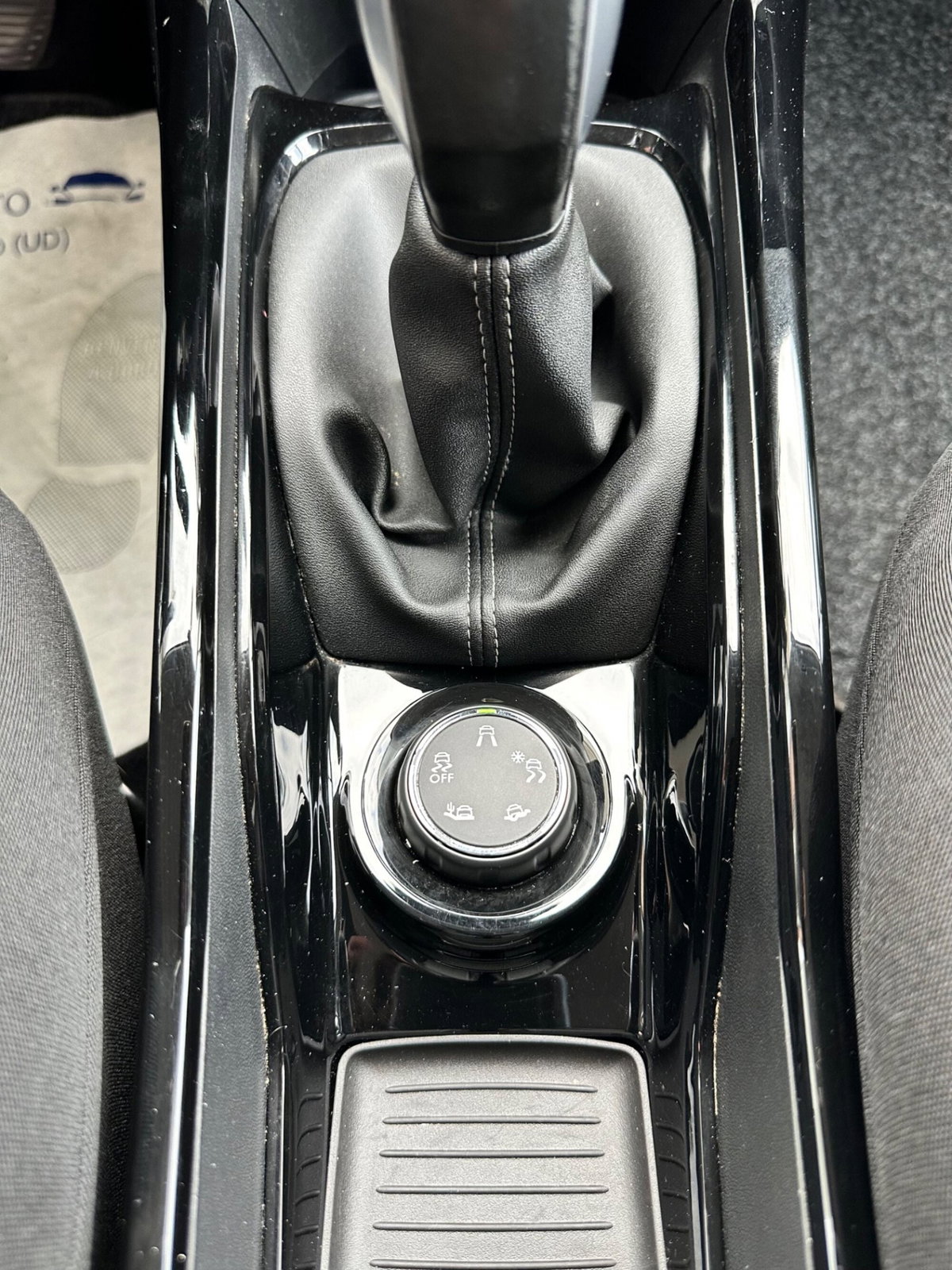 Peugeot 2008 100 Allure (13)