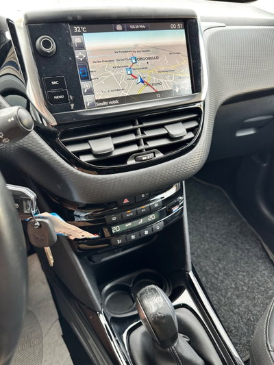 Peugeot 2008 100 Allure (14)