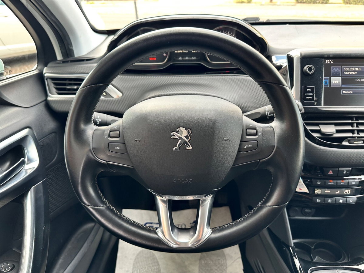 Peugeot 2008 100 Allure (16)