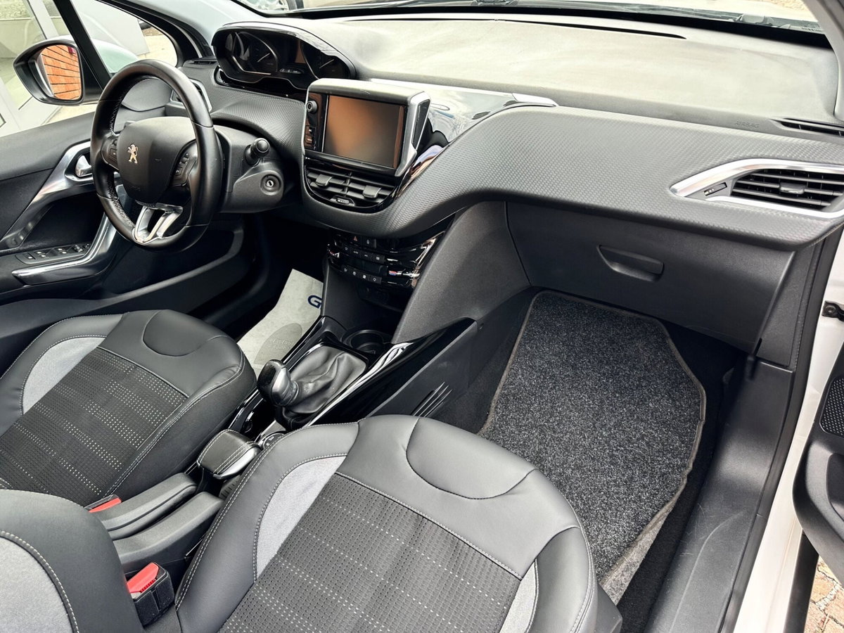 Peugeot 2008 100 Allure (9)