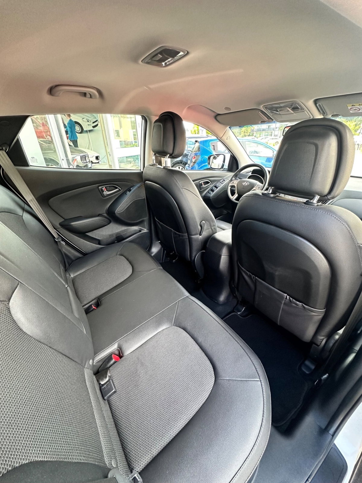 Hyundai ix35 2.0 CRDi 4WD Xpossible (11)