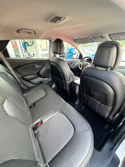 Hyundai ix35 2.0 CRDi 4WD Xpossible (11)
