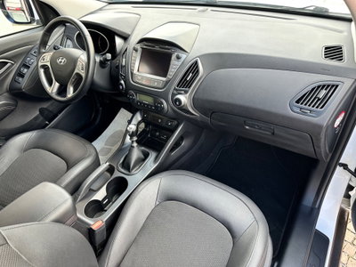 Hyundai ix35 2.0 CRDi 4WD Xpossible (9)