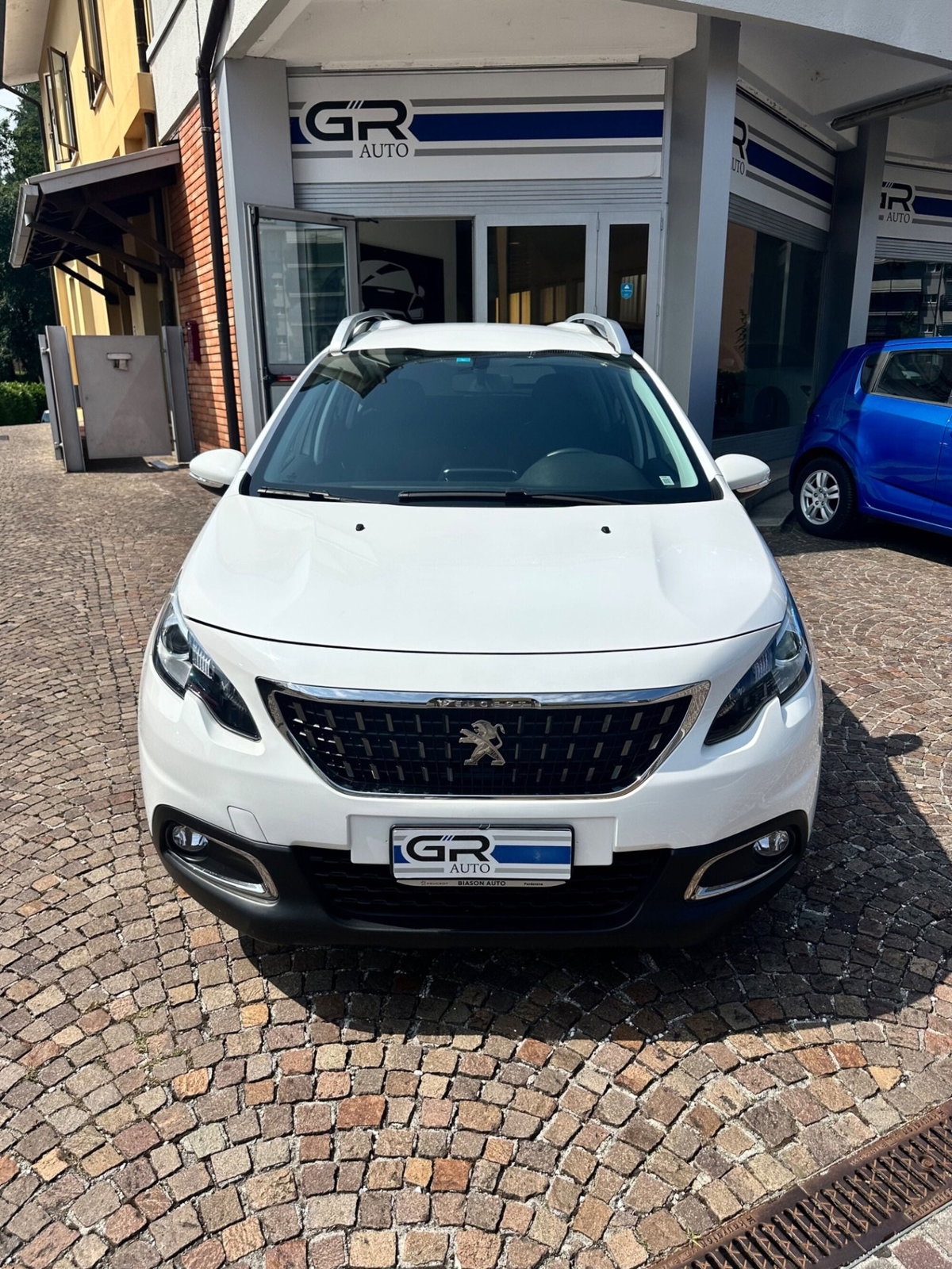 Peugeot 2008 75 Active (2)