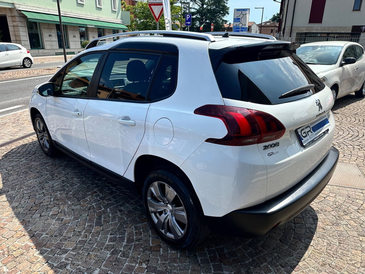 Peugeot 2008 75 Active (4)