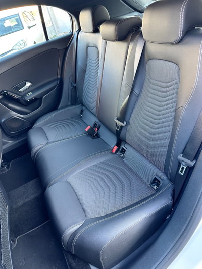 Mercedes-Benz Classe A 180 d Automatic Sport (11)