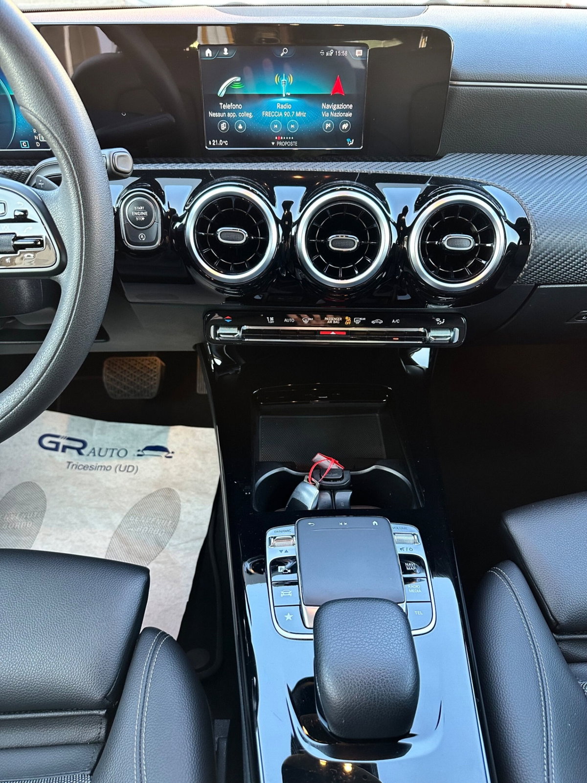 Mercedes-Benz Classe A 180 d Automatic Sport (14)