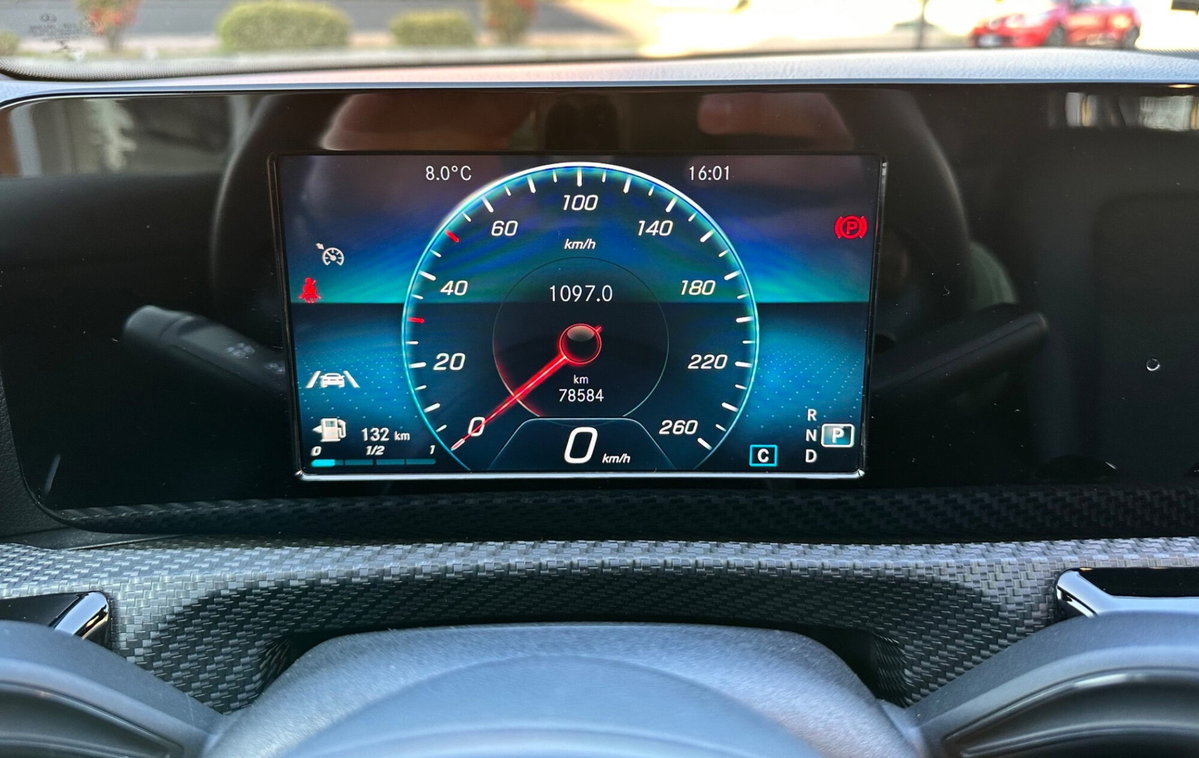 Mercedes-Benz Classe A 180 d Automatic Sport (19)
