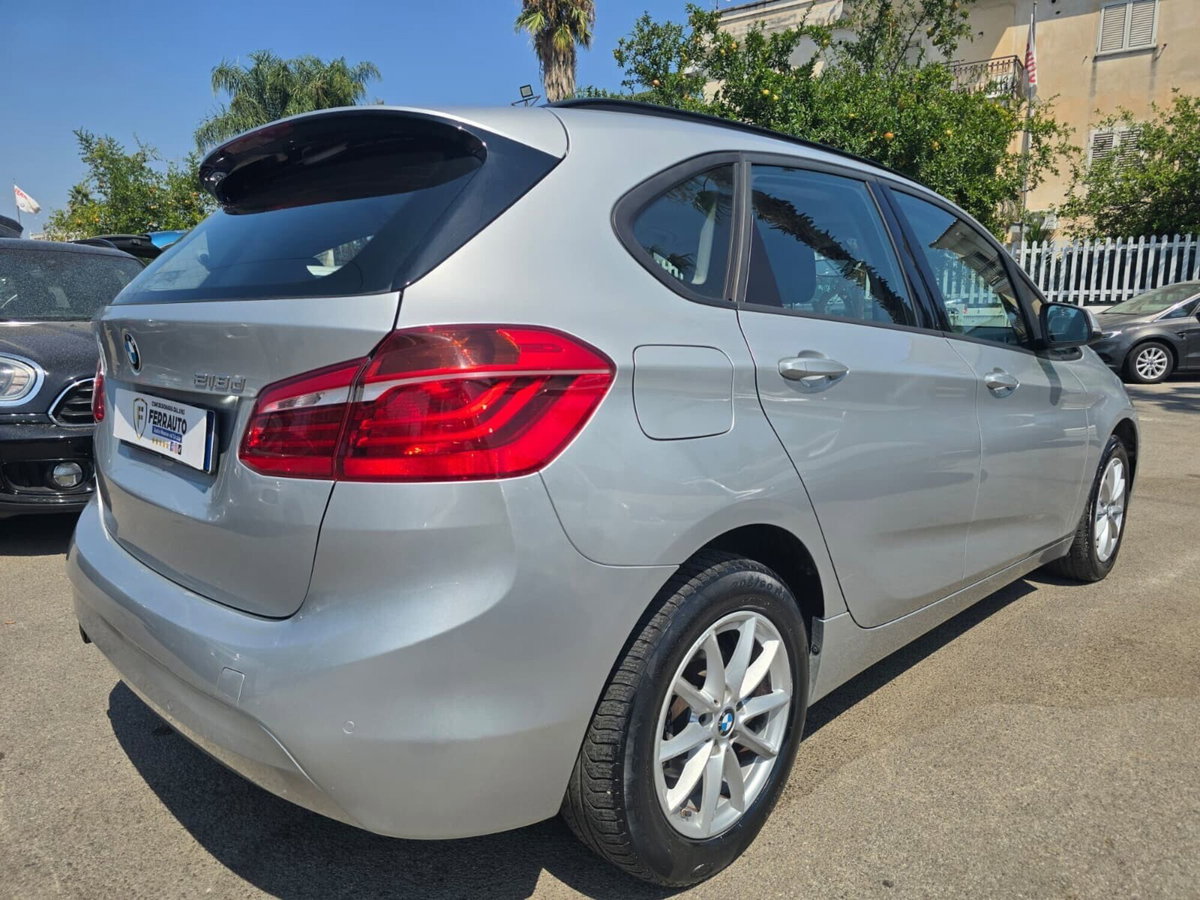 BMW Serie 2 Active Tourer 218d  Luxury auto (11)
