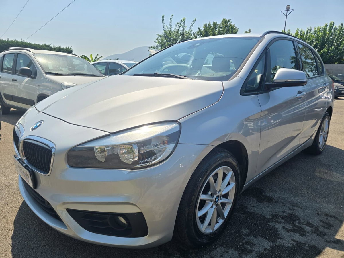 BMW Serie 2 Active Tourer 218d  Luxury auto (14)