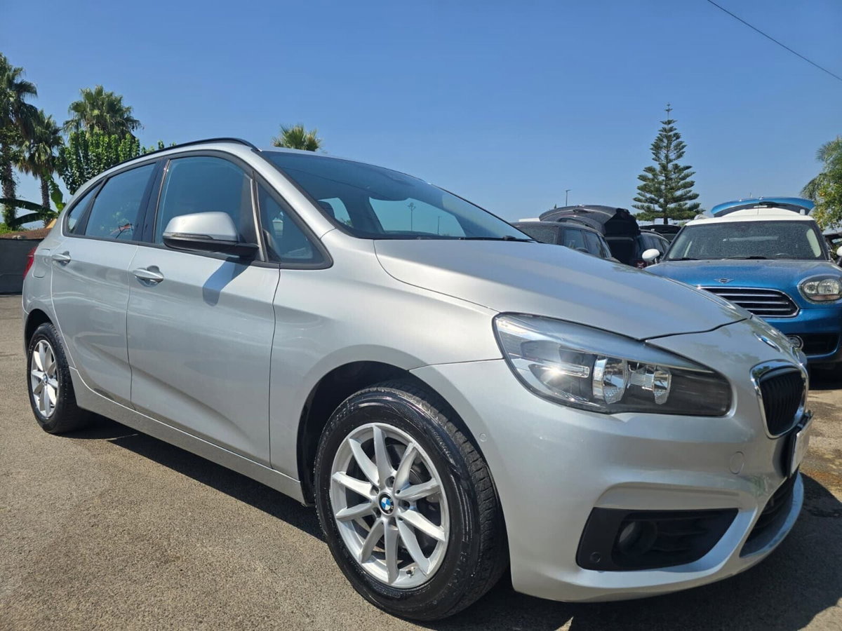 BMW Serie 2 Active Tourer 218d  Luxury auto (5)