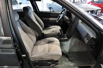 Alfa Romeo 164 2.0i Twin Spark (11)
