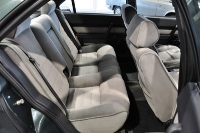 Alfa Romeo 164 2.0i Twin Spark (12)