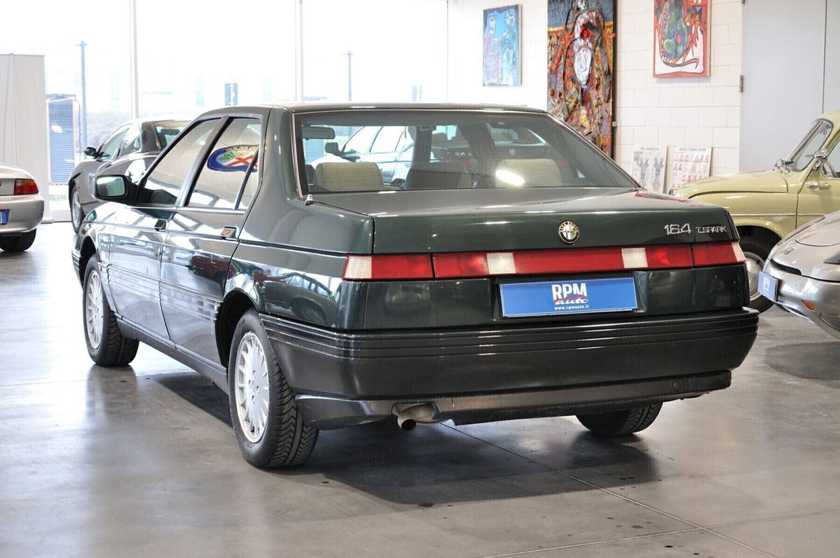 Alfa Romeo 164 2.0i Twin Spark (4)