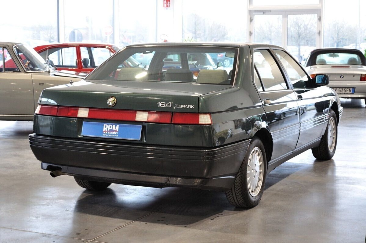 Alfa Romeo 164 2.0i Twin Spark (5)