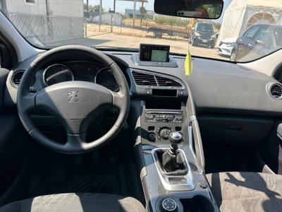 Peugeot 3008 1.6 HDi 115CV Allure (11)