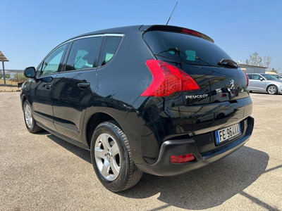 Peugeot 3008 1.6 HDi 115CV Allure (5)