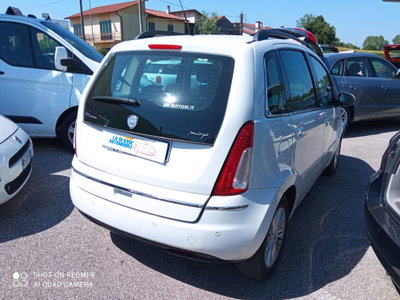 Lancia Musa 1.3 Mjt 95 CV DFN Gold (7)