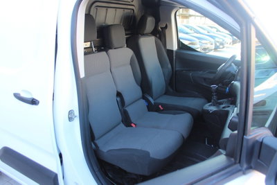 Peugeot Partner Furgone BlueHDi 130 EAT8 S&S PC 1000Kg Furgone Premium (10)