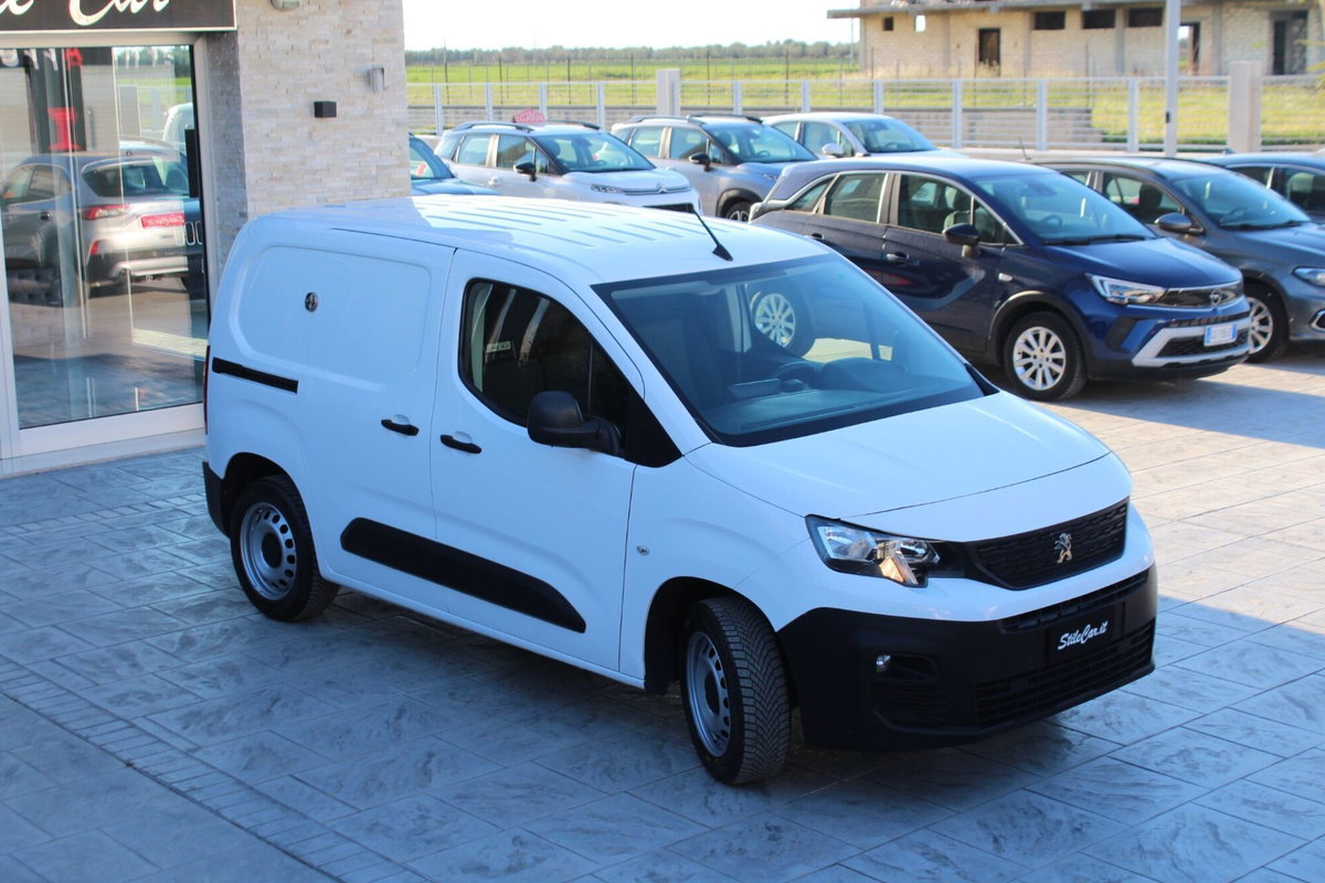 Peugeot Partner Furgone BlueHDi 130 EAT8 S&S PC 1000Kg Furgone Premium (5)
