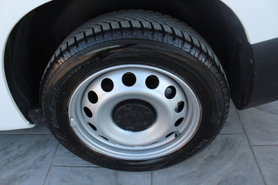 Peugeot Partner Furgone BlueHDi 130 EAT8 S&S PC 1000Kg Furgone Premium (6)