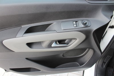 Peugeot Rifter BlueHDi 100 Active Standard (13)