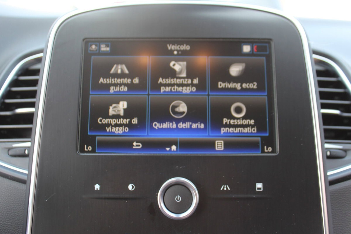 Renault Grand Scénic 1.7 blue dci Business 120cv (20)