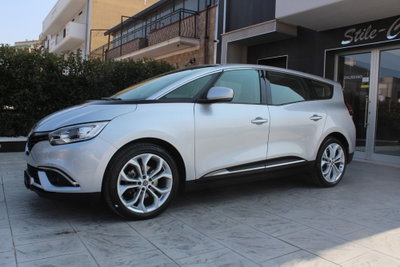 Renault Grand Scénic 1.7 blue dci Business 120cv (3)
