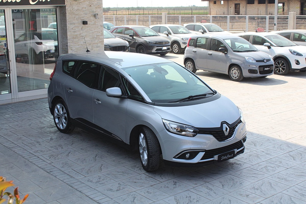 Renault Grand Scénic 1.7 blue dci Business 120cv (5)