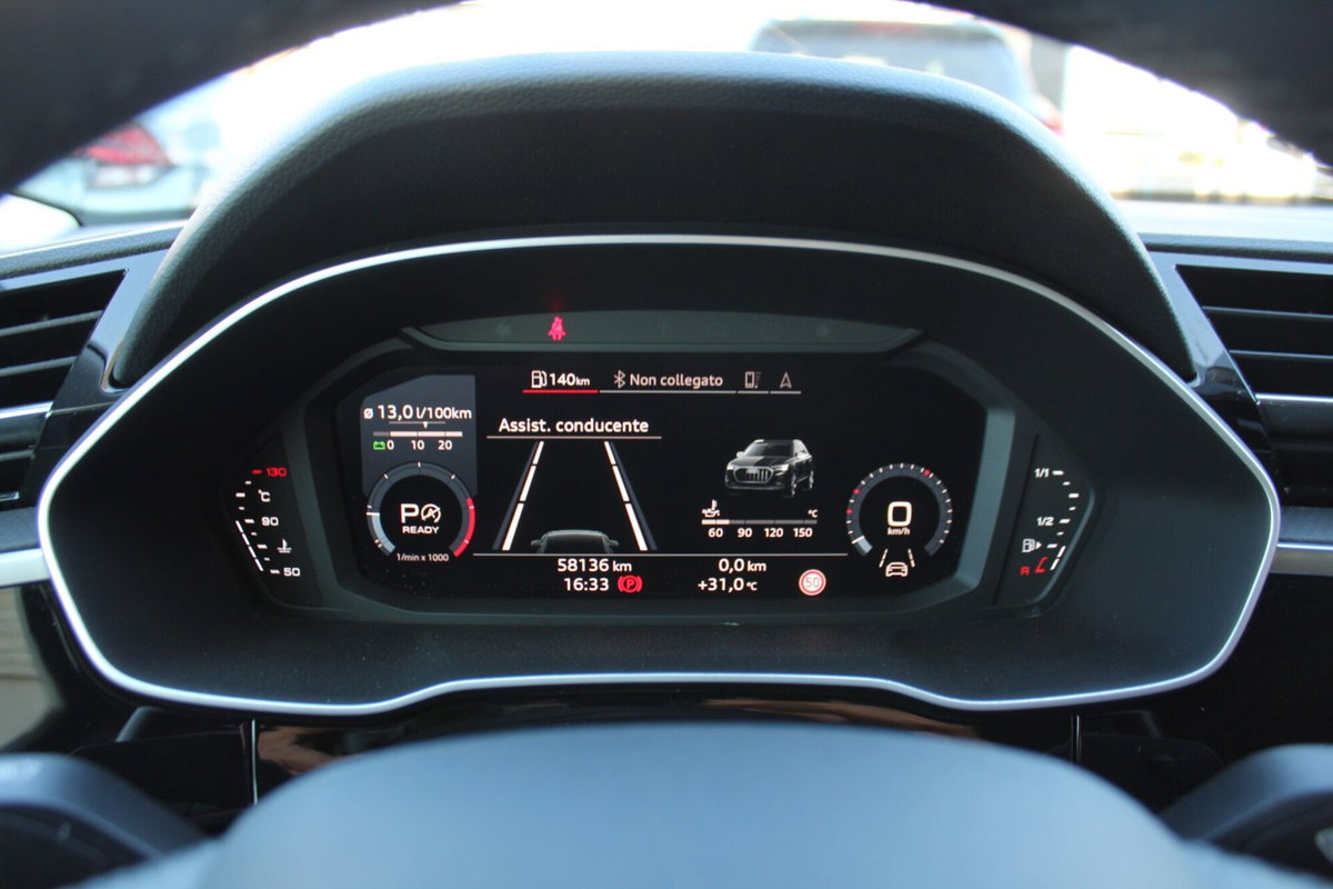 Audi Q3 35 TDI quattro S tronic Business Advanced (20)
