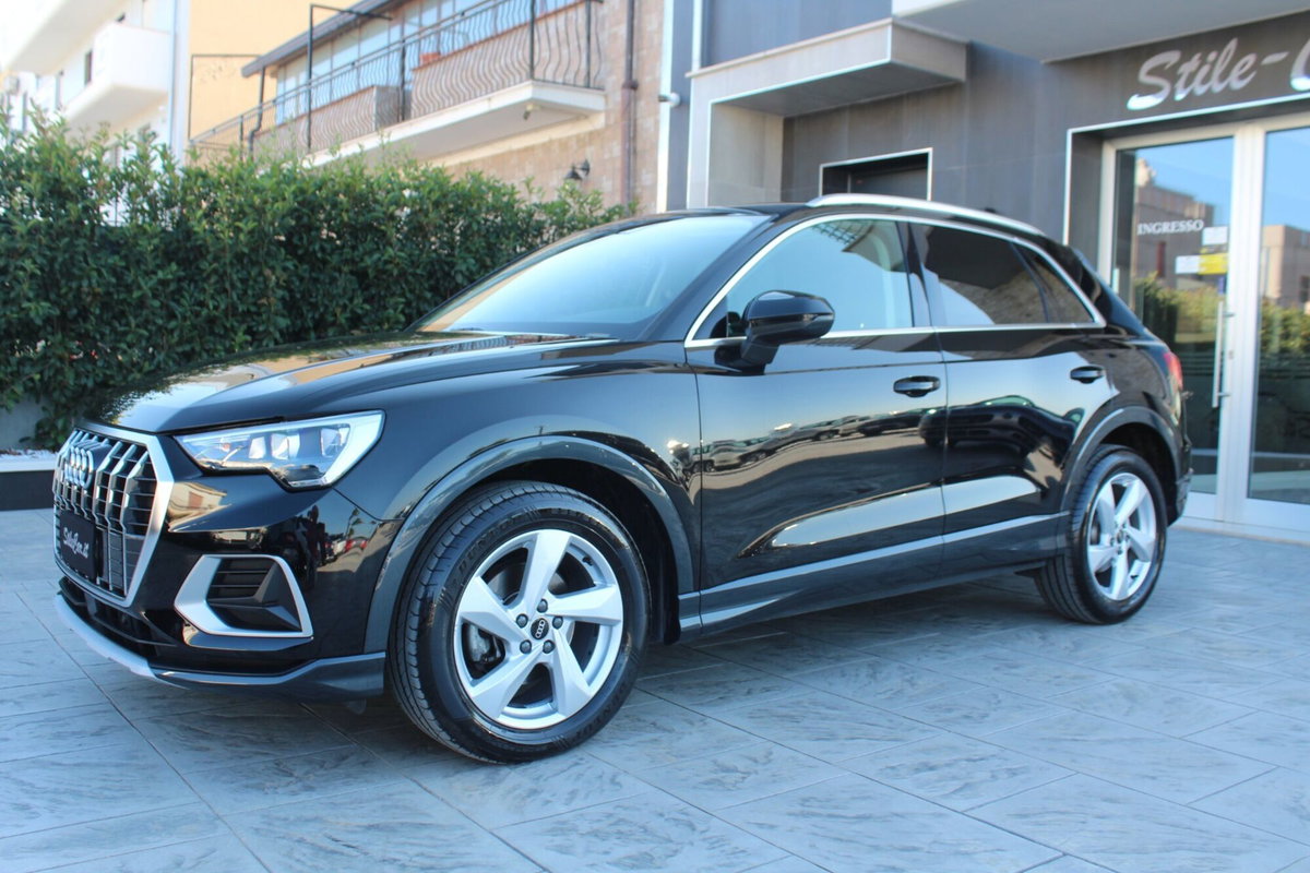 Audi Q3 35 TDI quattro S tronic Business Advanced (3)