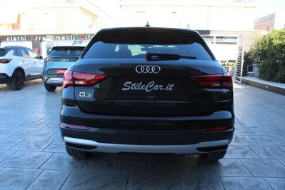 Audi Q3 35 TDI quattro S tronic Business Advanced (4)