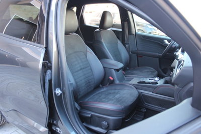 Ford Kuga 1.5 EcoBlue 120 CV aut. 2WD ST-Line X Design (10)