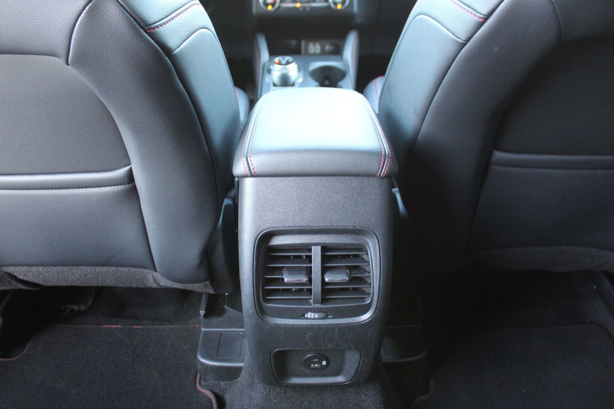 Ford Kuga 1.5 EcoBlue 120 CV aut. 2WD ST-Line X Design (12)