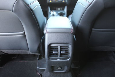 Ford Kuga 1.5 EcoBlue 120 CV aut. 2WD ST-Line X Design (12)