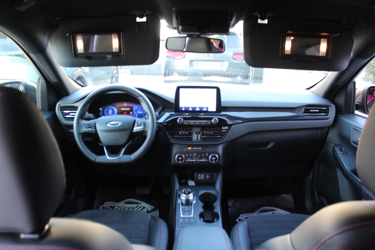 Ford Kuga 1.5 EcoBlue 120 CV aut. 2WD ST-Line X Design (14)