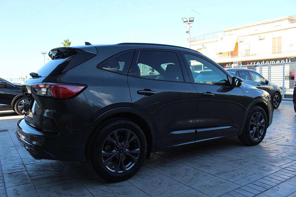 Ford Kuga 1.5 EcoBlue 120 CV aut. 2WD ST-Line X Design (2)