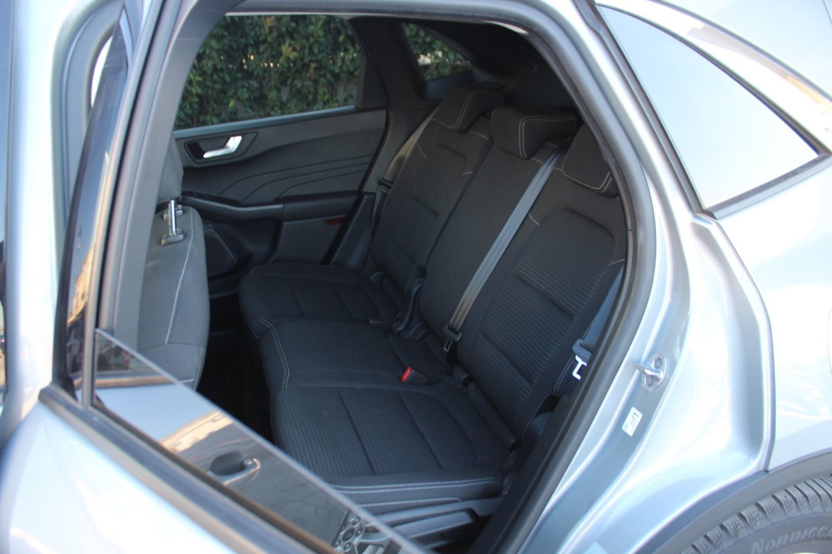 Ford Kuga 1.5 EcoBlue 120 CV 2WD Titanium (11)
