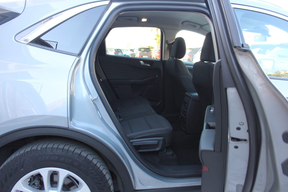 Ford Kuga 1.5 EcoBlue 120 CV 2WD Titanium (13)