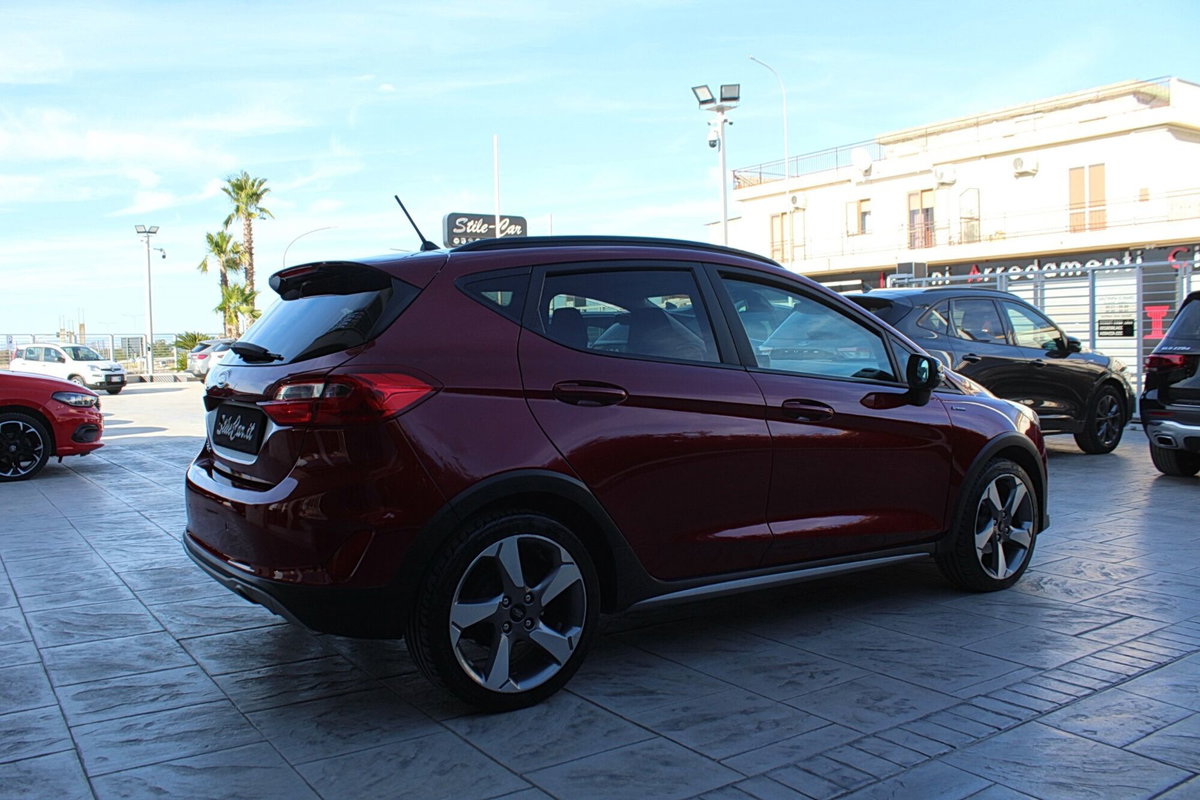 Ford Fiesta Active 1.5 EcoBlue (2)