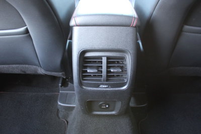 Ford Kuga 1.5 EcoBlue 120 CV aut. 2WD ST-Line X (12)