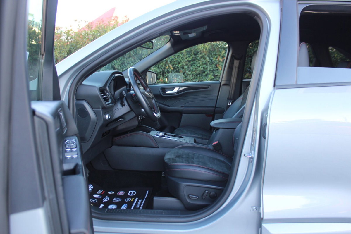 Ford Kuga 1.5 EcoBlue 120 CV aut. 2WD ST-Line X (8)