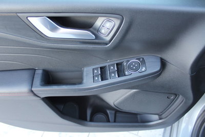 Ford Kuga 1.5 EcoBlue 120 CV aut. 2WD ST-Line X (9)