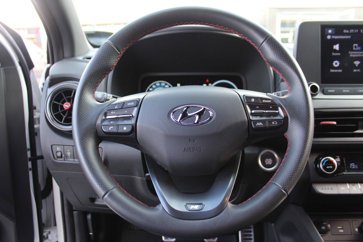 Hyundai Kona 1.6 CRDI Hybrid 48V iMT NLine (18)