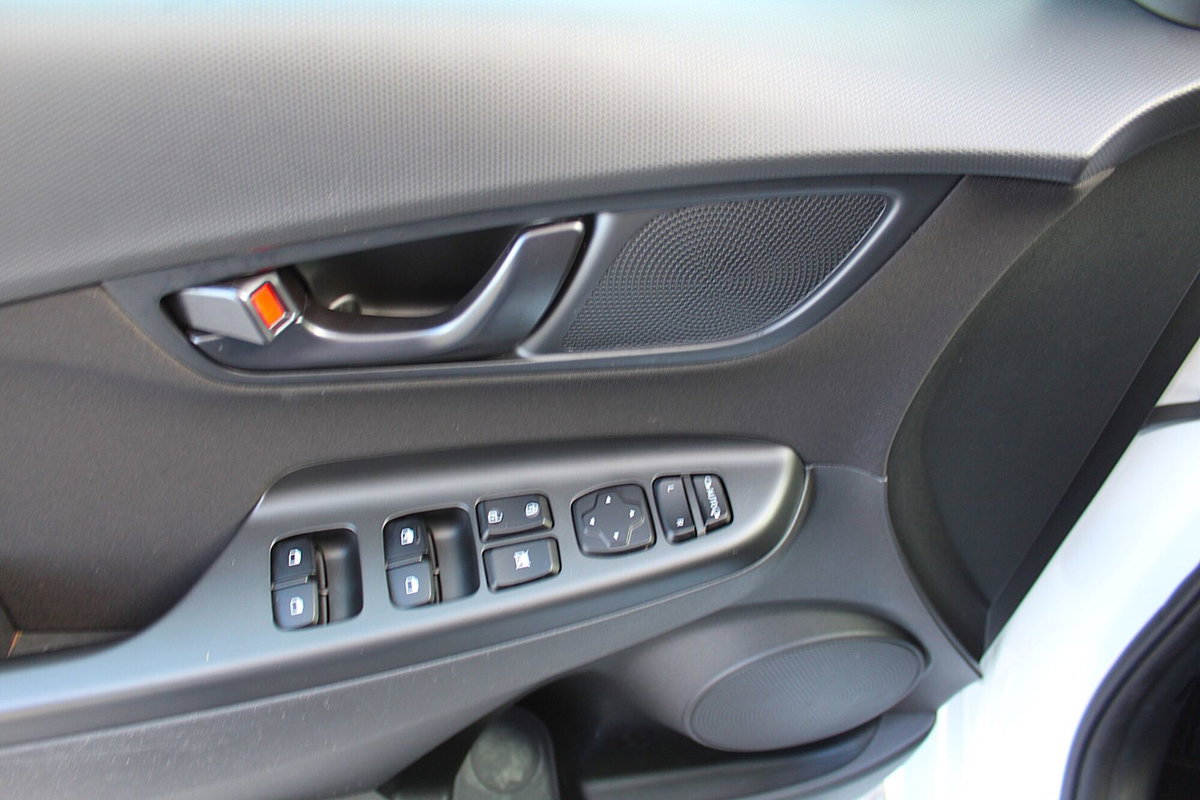 Hyundai Kona 1.6 CRDI Hybrid 48V iMT NLine (9)