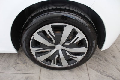 Peugeot 208 BlueHDi 100 Stop&Start 5 porte Active Pack (8)